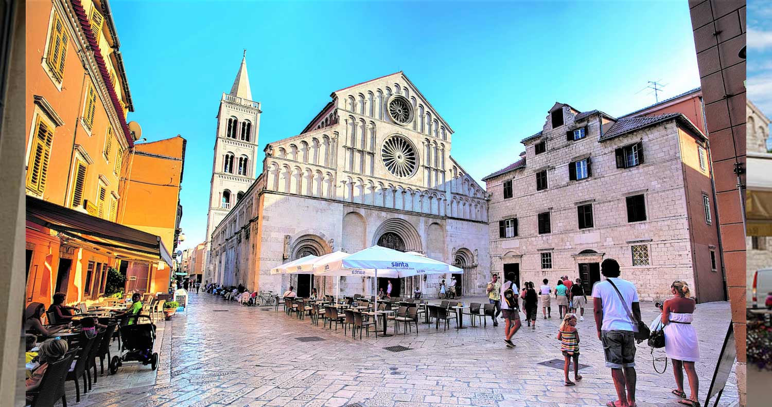 front view of anastasia's cathedral in Zadar