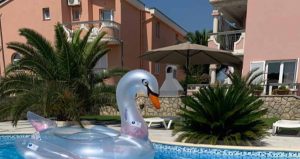 Apartments-Roxsi