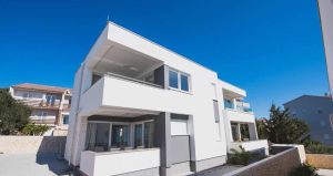 Apartments-Tomana