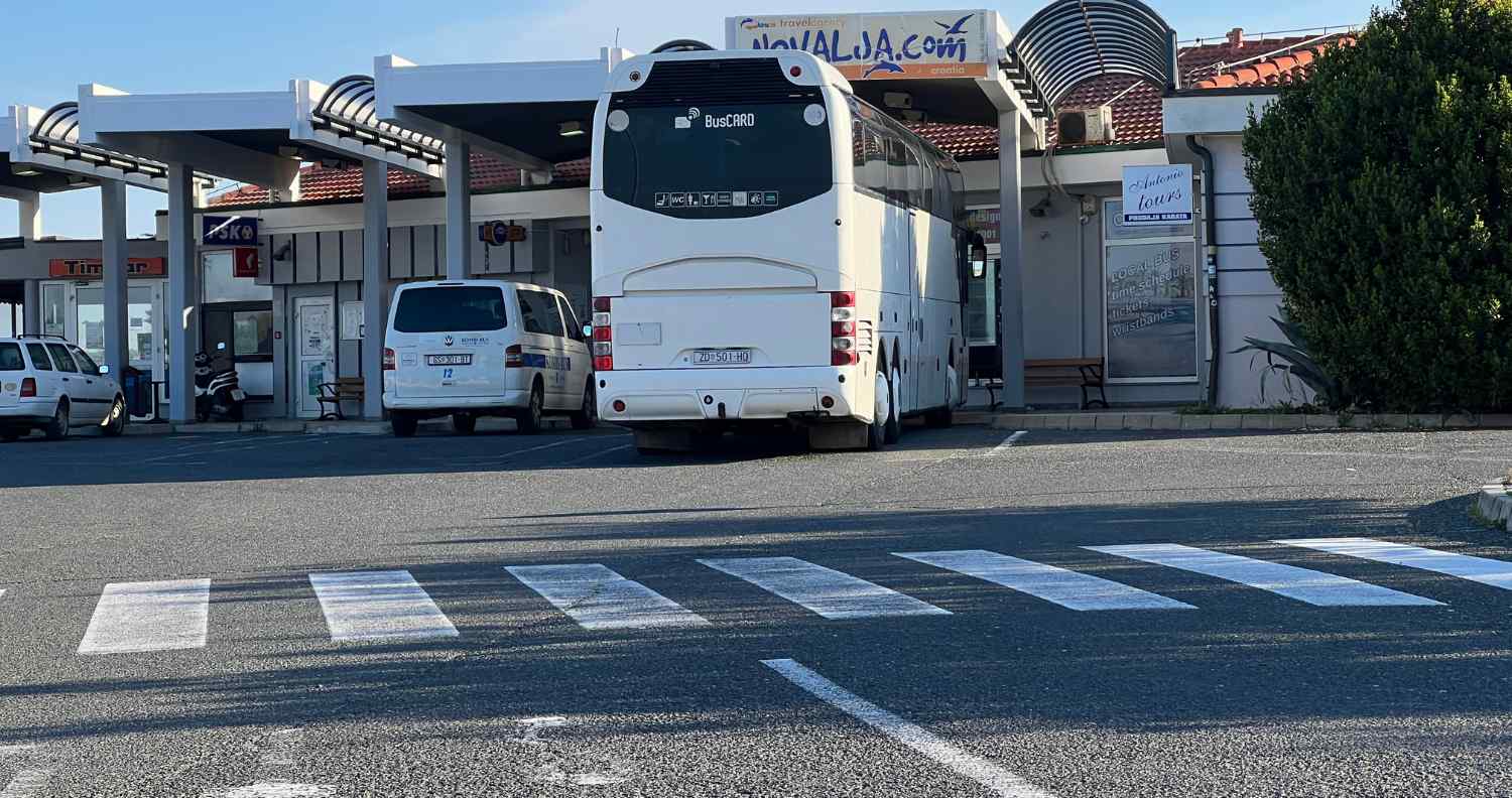 bus in croatia