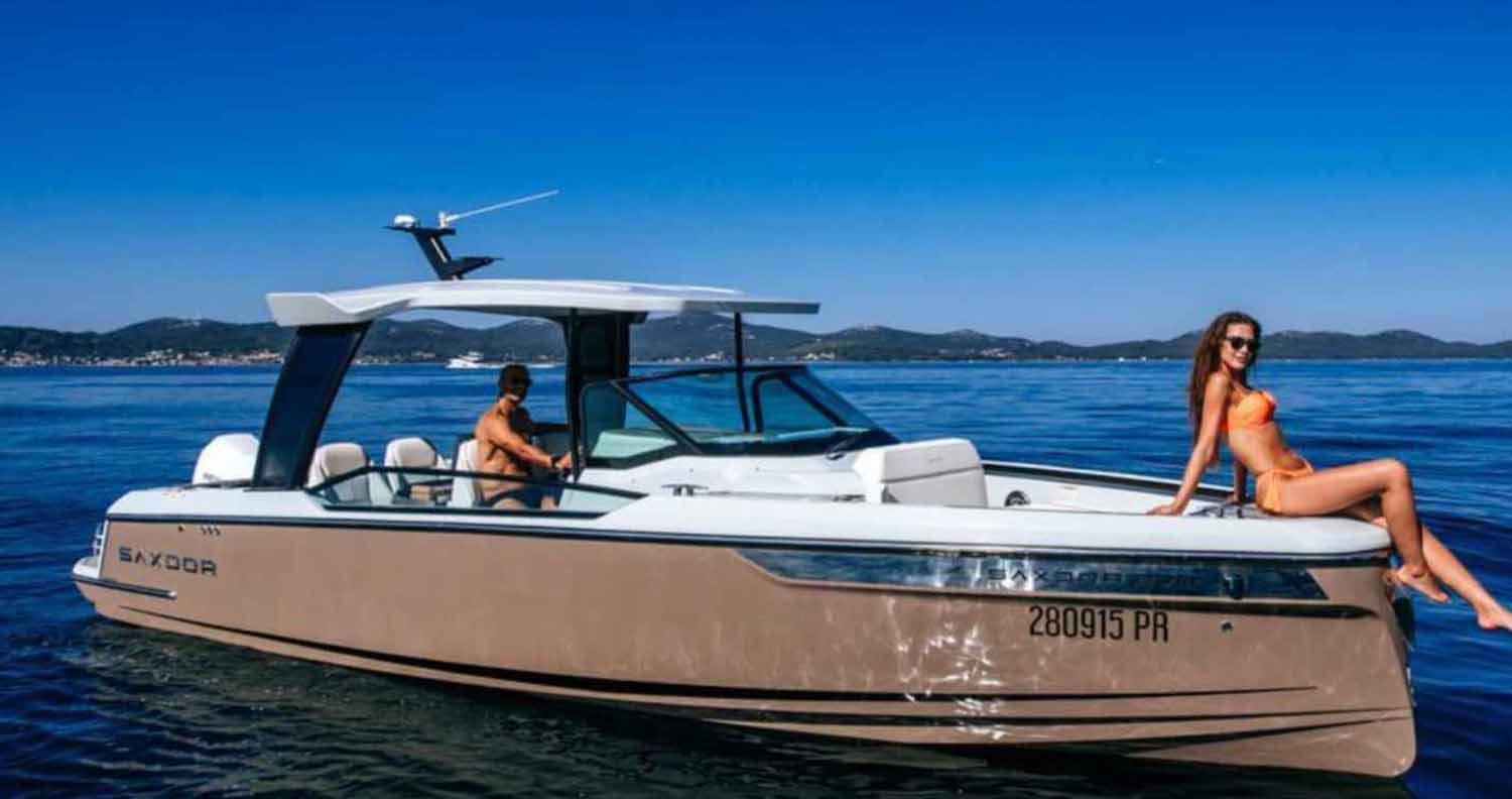 Renting a Luxury Motor Boat croatia