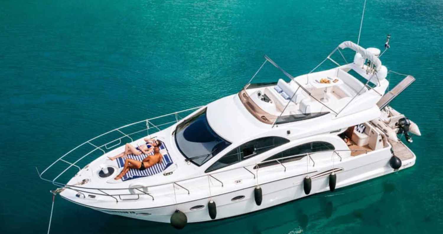 Renting a Luxury Motor Boat in zadar